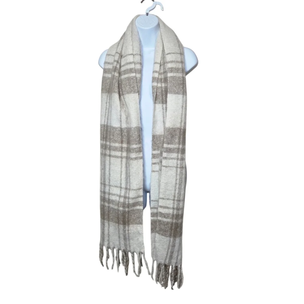H&M Oversized Beige & Cream Plaid Blanket Scarf